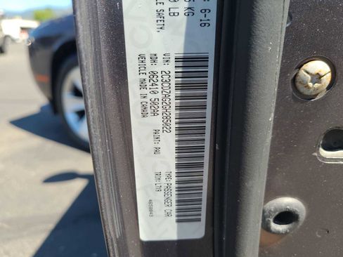 Used 2016 Dodge Challenger SXT image 29