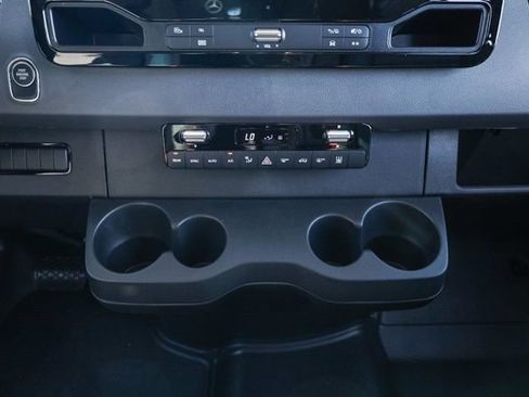 New 2025 Mercedes-Benz Sprinter 2500 image 21