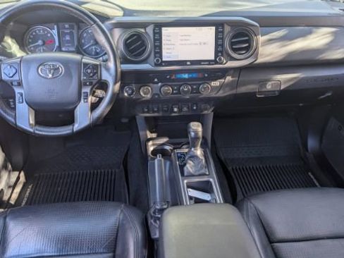 Used 2020 Toyota Tacoma TRD Sport image 22