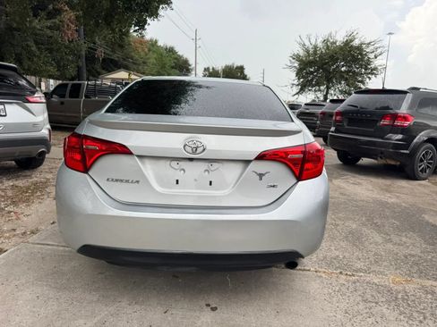 Used 2017 Toyota Corolla SE FWD image 7