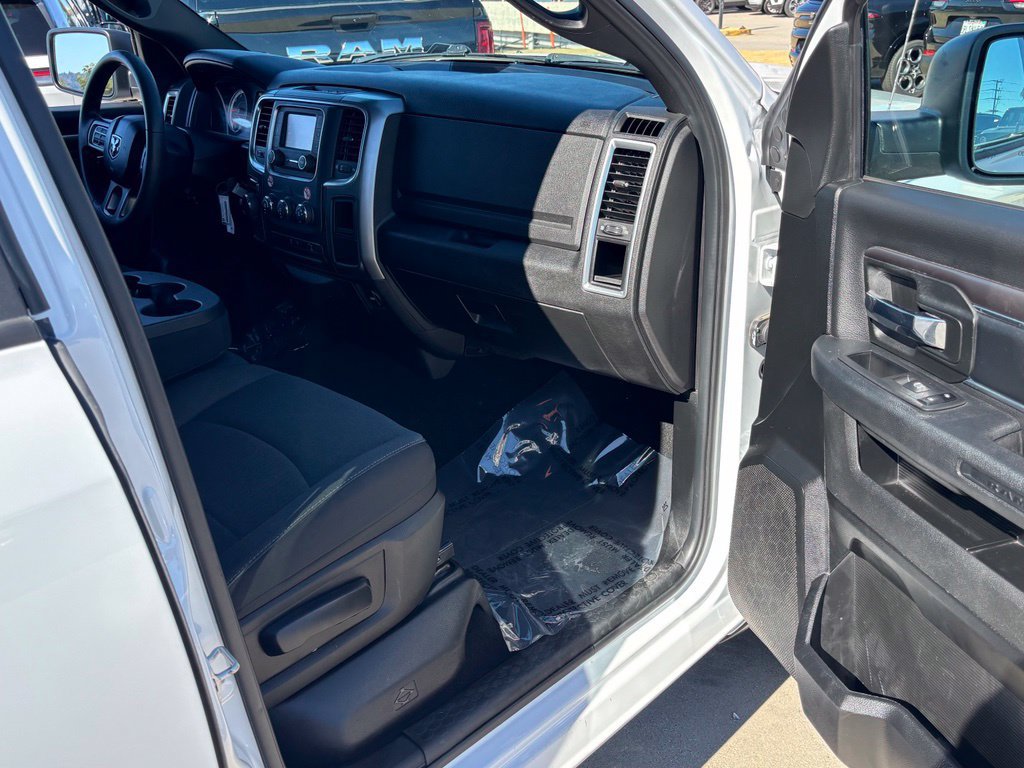 Certified 2024 RAM 1500 Warlock AWD/4WD image 25