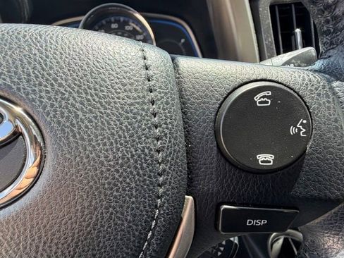 Used 2015 Toyota RAV4 Limited AWD/4WD image 17