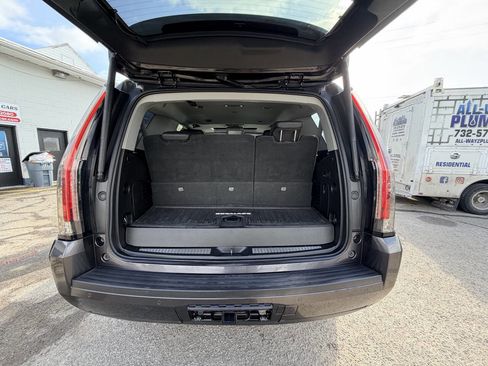 Used 2015 Cadillac Escalade Premium image 54