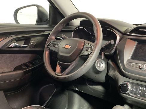 Used 2021 Chevrolet TrailBlazer LS FWD image 10