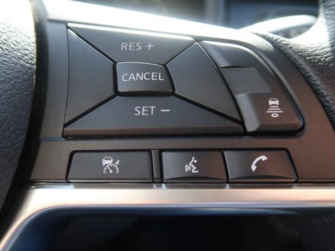 Used 2023 Nissan Kicks SV FWD image 38