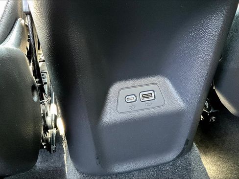 Used 2022 Buick Envision Preferred image 38