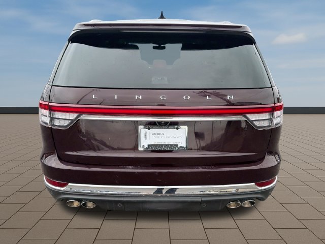 Used 2024 Lincoln Aviator AWD image 5