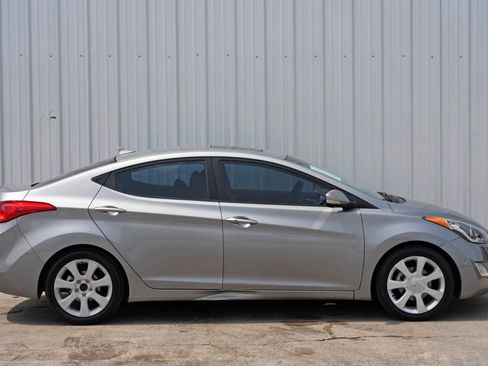Used 2012 Hyundai Elantra Limited w/ Technology Pkg 5 FWD image 47