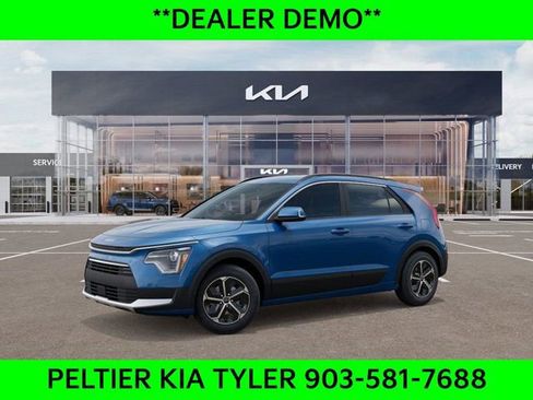 New 2025 Kia Niro EX image 3