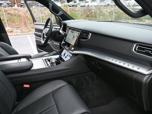 Used 2023 Jeep Grand Wagoneer 4WD w/ Convenience Group III image 23