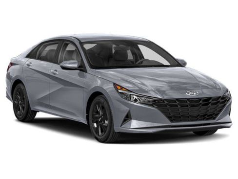 Used 2023 Hyundai Elantra SEL w/ Convenience Package FWD image 9