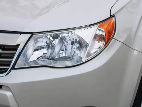 Used 2009 Subaru Forester 2.5X AWD/4WD image 8