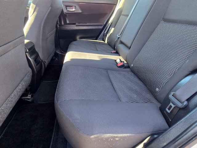 Used 2017 Toyota Corolla iM w/ Carpet Mat Package FWD image 11
