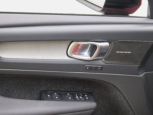 Certified 2023 Volvo XC40 B5 Plus w/ Driver Assist Package image 11