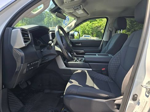 Used 2023 Toyota Tundra SR5 w/ SR5 Convenience Package AWD/4WD image 15