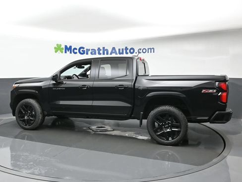 Used 2025 Chevrolet Colorado Z71 w/ Z71 Convenience Package 2 AWD/4WD image 25