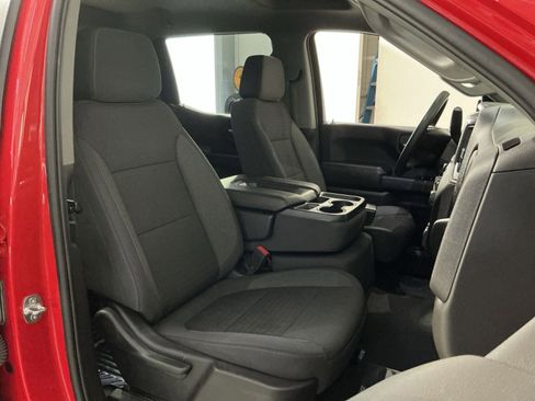 Used 2022 Chevrolet Silverado 1500 Custom Trail Boss image 32