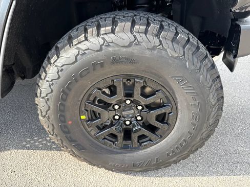 New 2026 Ford Bronco Raptor AWD/4WD image 11