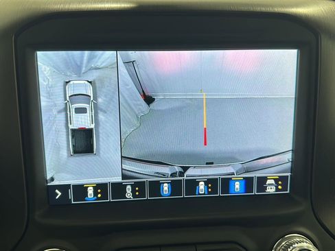 Used 2021 GMC Sierra 1500 AT4 image 14