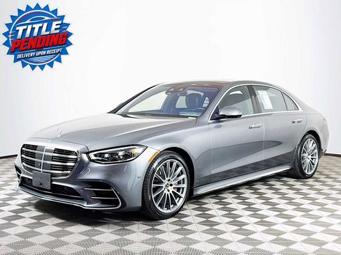 Used 2022 Mercedes-Benz S 580 4MATIC Sedan image 1
