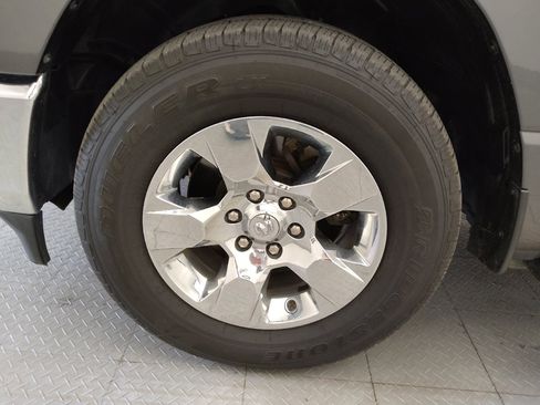 Used 2020 RAM 1500 Big Horn RWD image 31