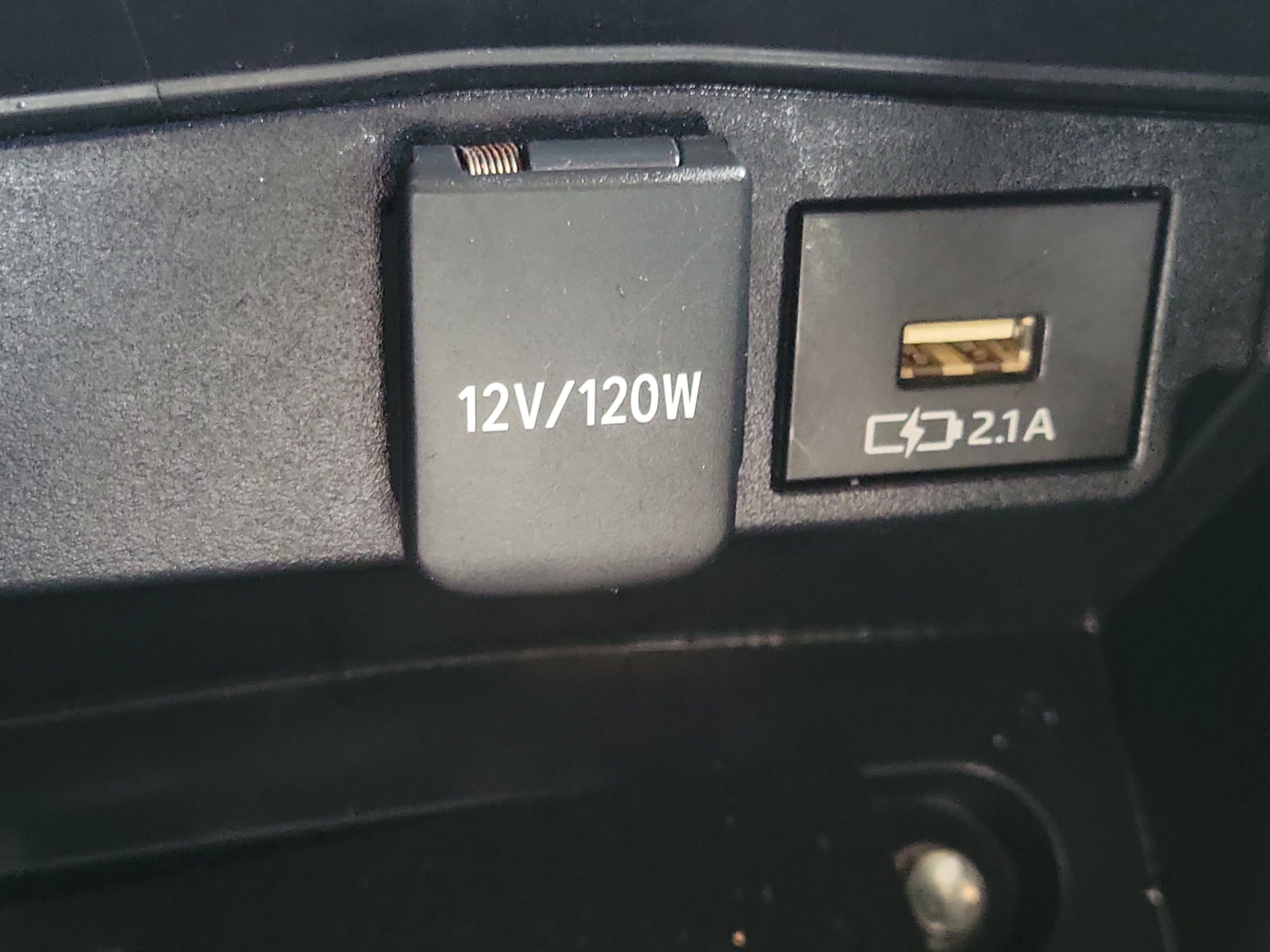 Used 2020 Toyota Corolla SE FWD image 30