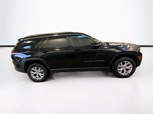 Used 2022 Jeep Grand Cherokee L Limited AWD/4WD image 4