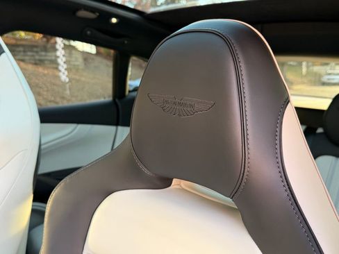 New 2026 Aston Martin DBX 707 image 5