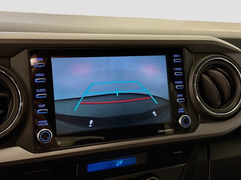 Used 2023 Toyota Tacoma TRD Off-Road image 23