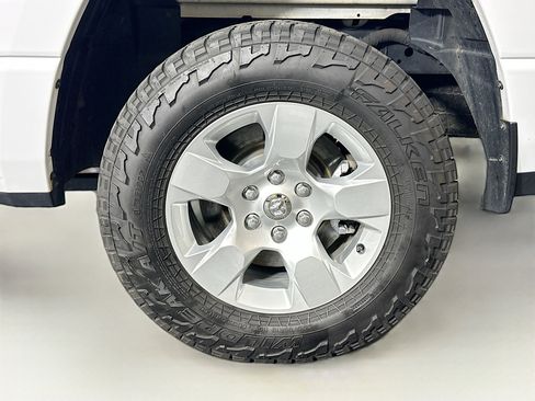 Used 2022 RAM 1500 Lone Star RWD image 11