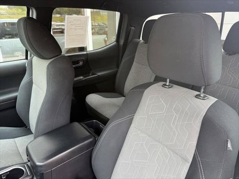 Certified 2023 Toyota Tacoma TRD Sport AWD/4WD image 14