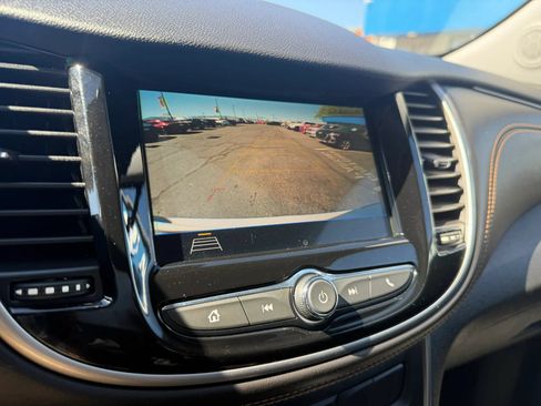 Used 2018 Chevrolet Trax LT w/ Driver Confidence Package AWD/4WD image 13