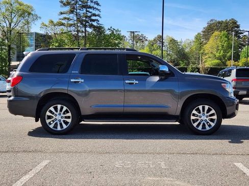 Used 2017 Toyota Sequoia Limited w/ Safety & Convenience Package image 6