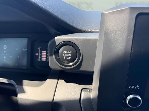 Used 2024 Toyota Tacoma SR RWD image 19