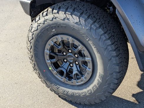 New 2025 Ford Bronco Raptor AWD/4WD image 11