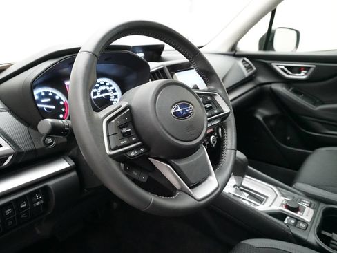 Used 2024 Subaru Forester Premium AWD/4WD image 8