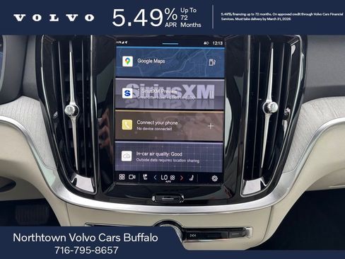 Used 2025 Volvo V60 B5 Cross Country Plus image 8