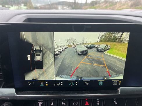 Used 2025 Chevrolet Silverado 2500 LT w/ Trail Boss Package image 13