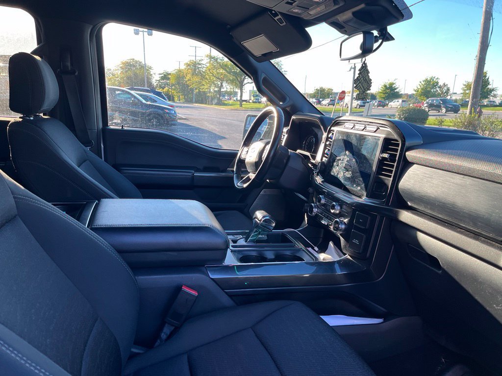 Used 2021 Ford F150 XLT w/ Equipment Group 302A High AWD/4WD image 4