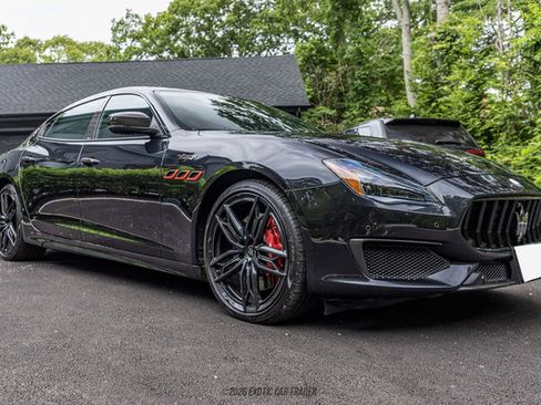 Used 2022 Maserati Quattroporte Trofeo RWD image 12