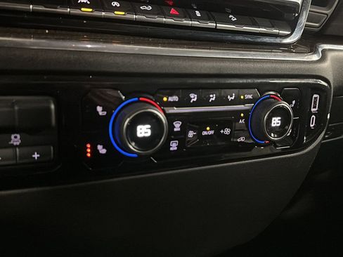 Used 2023 Chevrolet Silverado 1500 RST w/ Z71 Off-Road Package image 19