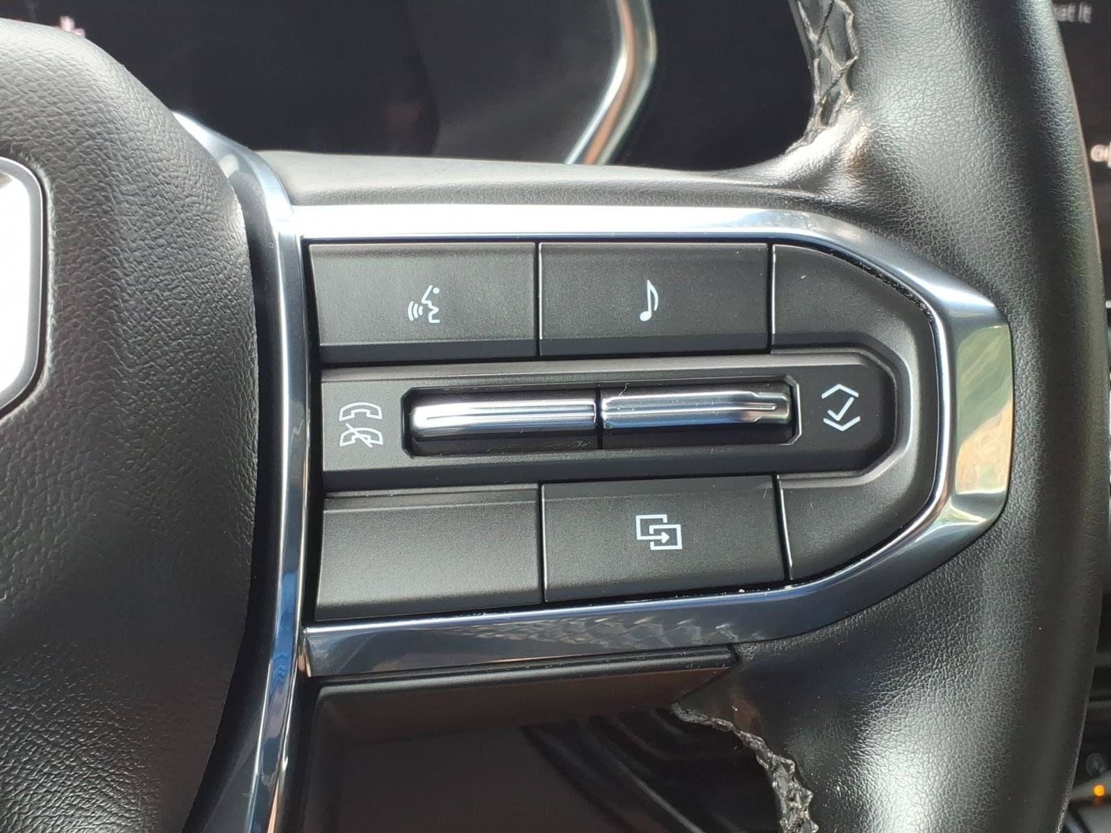 Used 2023 GMC Canyon Elevation w/ Elevation Premium Package AWD/4WD image 20
