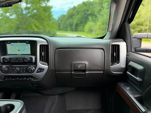 Used 2018 GMC Sierra 1500 SLT w/ SLT Premium Package AWD/4WD image 33
