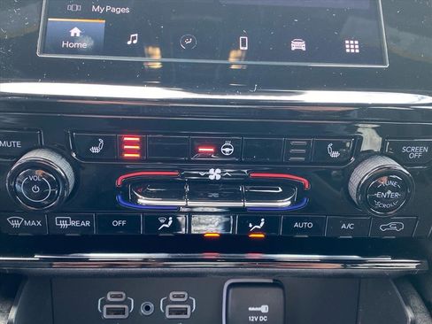 New 2026 Jeep Grand Cherokee Laredo X AWD/4WD image 10