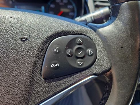 Used 2017 Chevrolet Impala Premier w/ Enhanced Convenience Package FWD image 23
