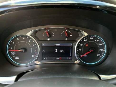 Used 2023 Chevrolet Traverse LT image 22