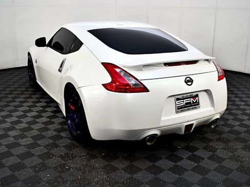 Used 2013 Nissan 370Z Touring w/ Sport Pkg image 10
