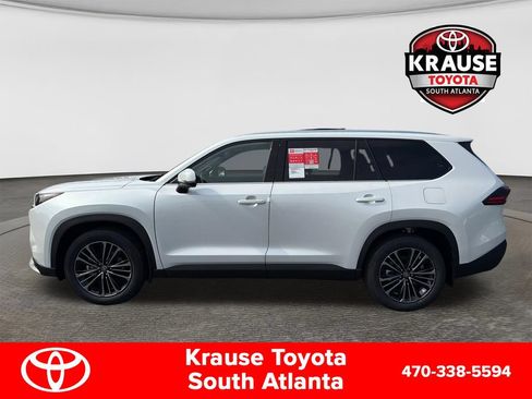 New 2026 Toyota Grand Highlander AWD Hybrid image 4