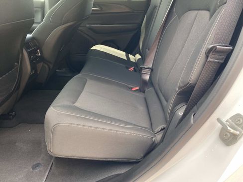 Used 2024 Jeep Grand Cherokee Laredo X RWD image 18