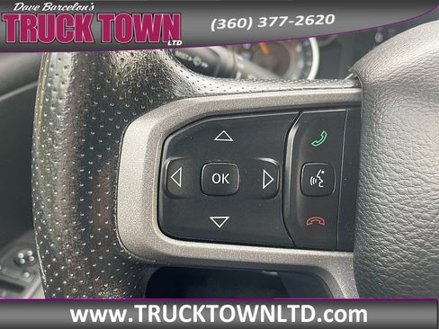 Used 2019 RAM 1500 Tradesman w/ SXT Appearance Group AWD/4WD image 16